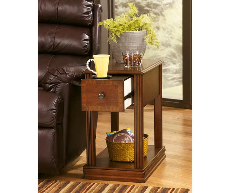 Breegin Brown End Table With Removable Tray - Image 12