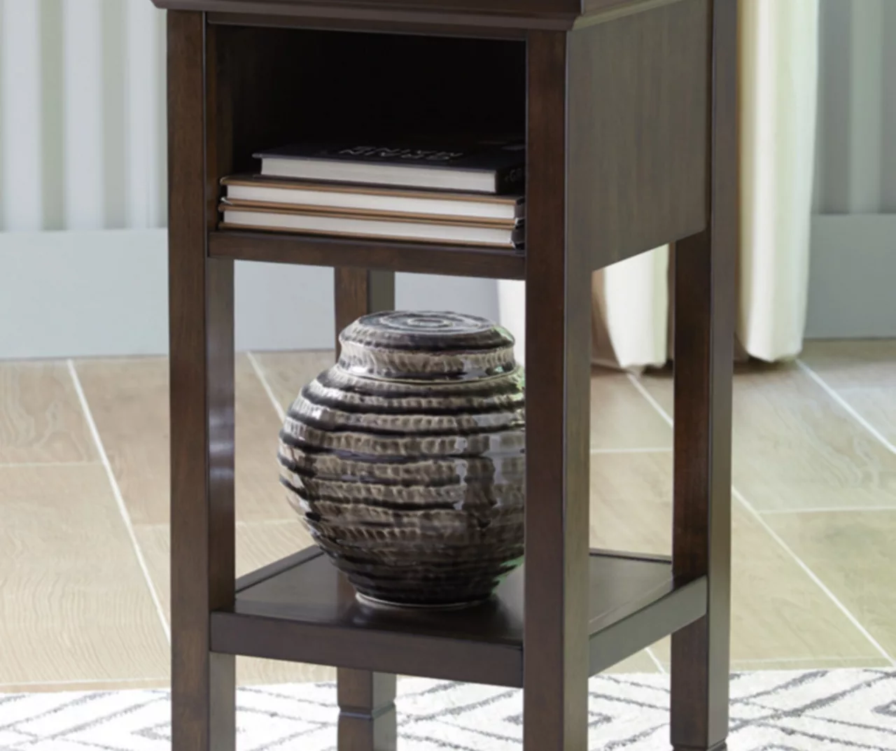 Signature Design By Ashley Marnville Accent Table With USB Ports - Image 4