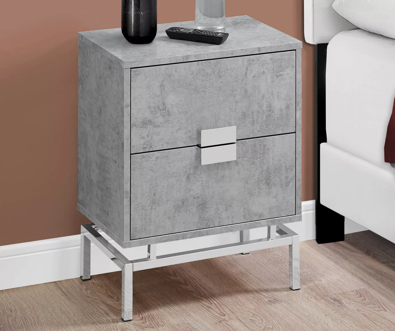 Monarch Glam Accent Table - Image 5