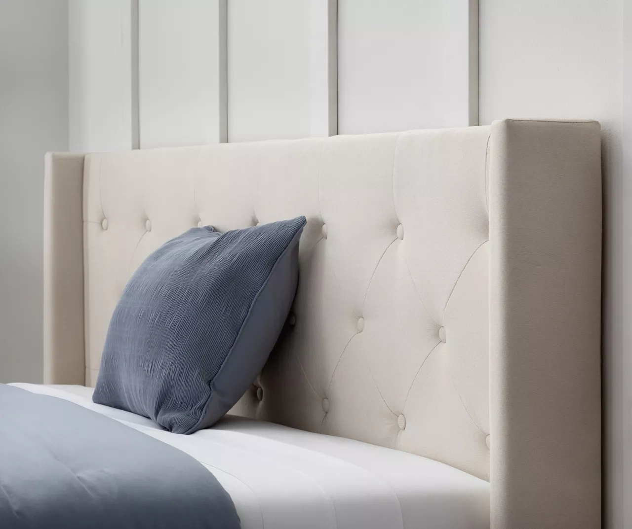 Brookside Isabelle Upholstered Wingback Bed - Image 13