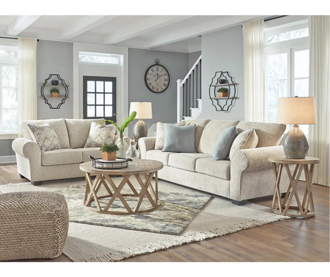 Haisley Ivory Sofa - Image 9